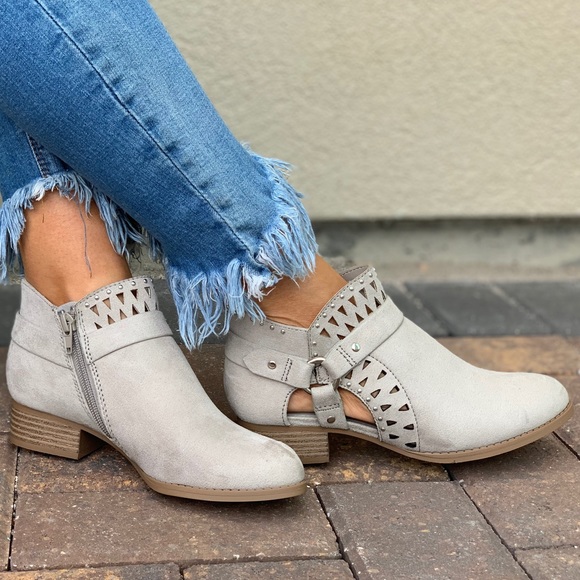 Smoke Gray Harness Laser Cut Chelsea Ankle Bootie - Picture 2 of 7